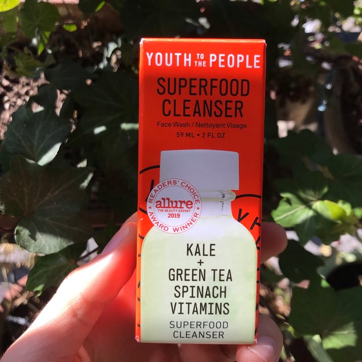 photo of Youth To The People Kale and green tea spinach vitamins superfood cleanser shared by @carmelau on  01 Mar 2021 - review