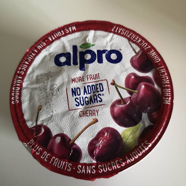 photo of Alpro No Added Sugars Cherry Yoghurt shared by @elenaemidea on  29 Apr 2021 - review