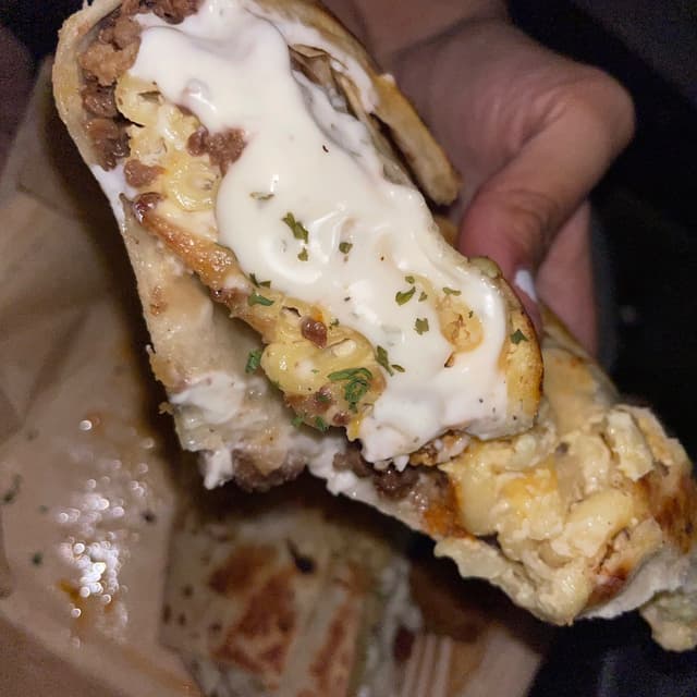 菜肴“Buffalo Ranch Crunchwrap”的照片