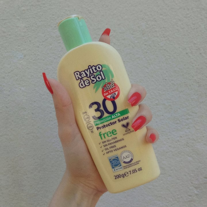 photo of Rayito de Sol Peotector solar 30 shared by @almendra16 on  19 Oct 2021 - review