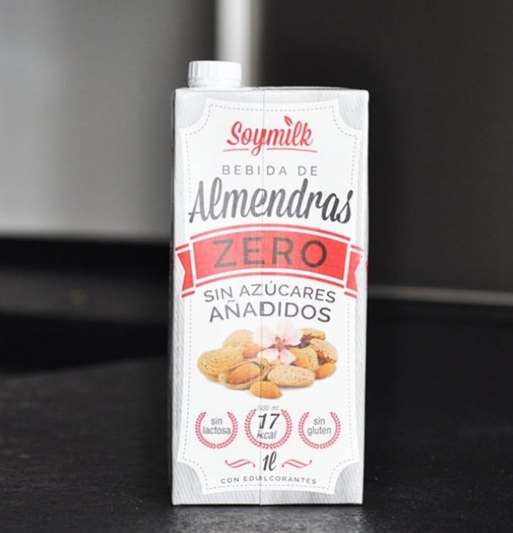 photo of Soymilke Bebida De Almendras sin Azucares Anadidos shared by @lunaysushijos on  09 Jan 2020 - review