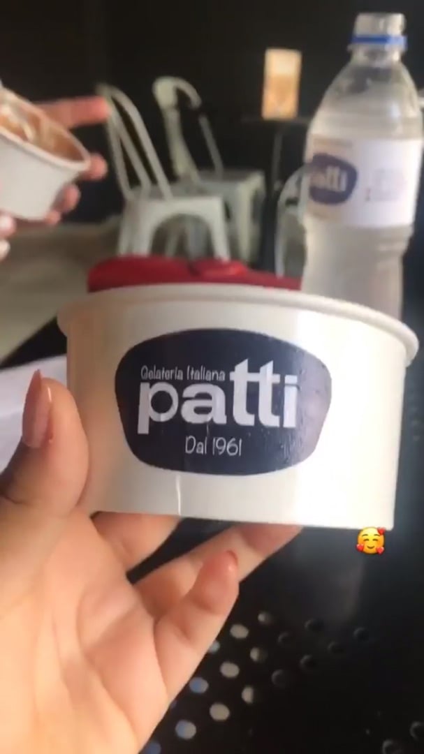 photo of Gelateria Italiana Patti Helado Vegano shared by @isabela27 on  04 Dec 2019 - review