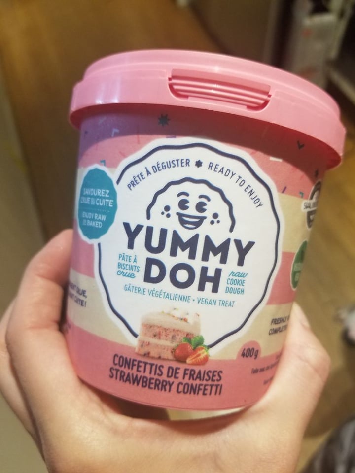 photo of Yummy Doh Strawberry Confetti shared by @candice127 on  07 Aug 2019 - review