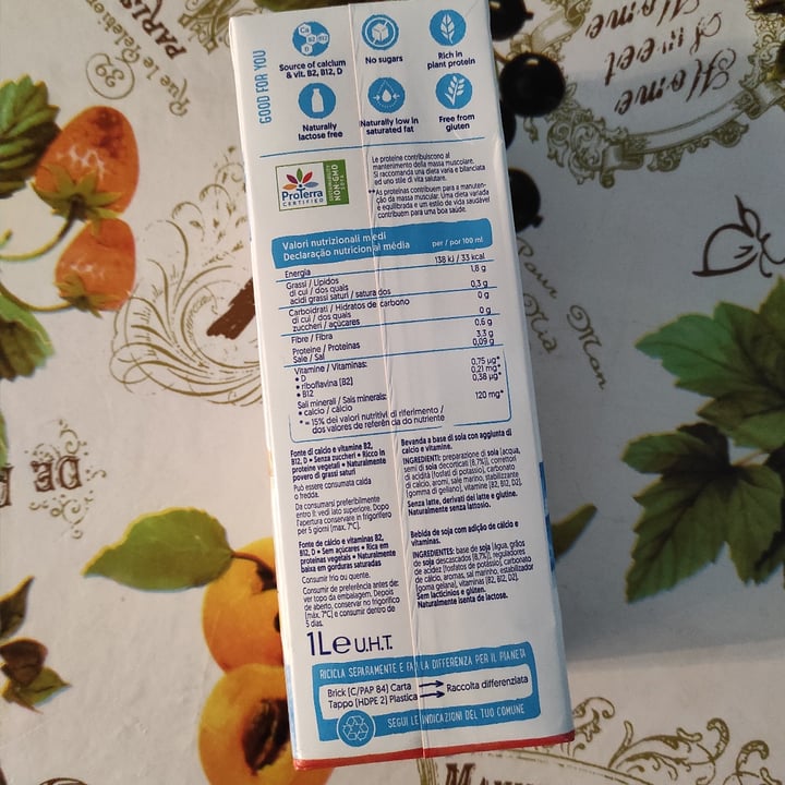 photo of Alpro Bevanda Di Soia Senza Zuccheri shared by @revynoir on  26 Apr 2022 - review