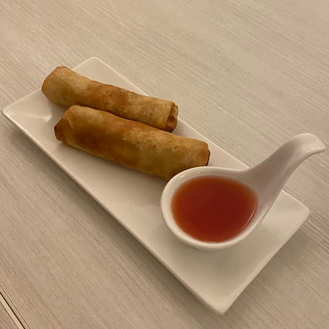 「Involtini Primavera」の料理の写真