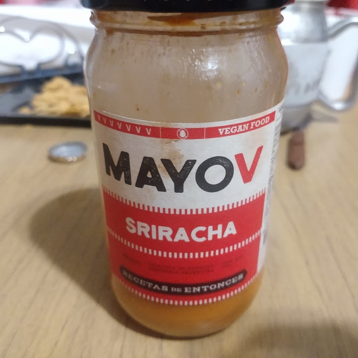 photo of Mayo V Mayonesa picante Sriracha shared by @lelemore on  16 Dec 2021 - review
