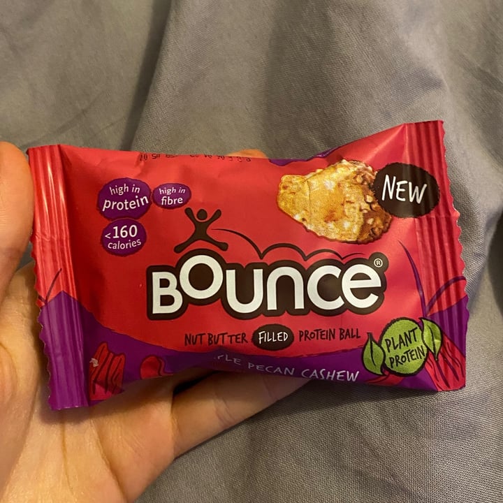 photo of Bounce Foods Ltd Bounce protein ball maple, pecan and cashew shared by @bethany0990 on  22 Aug 2021 - review