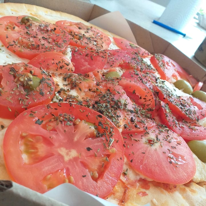 review photo of Empanadas De 10 Pizza Vegana A La Napolitana shared by @titarruski10 on 17 Dec 2020 - review