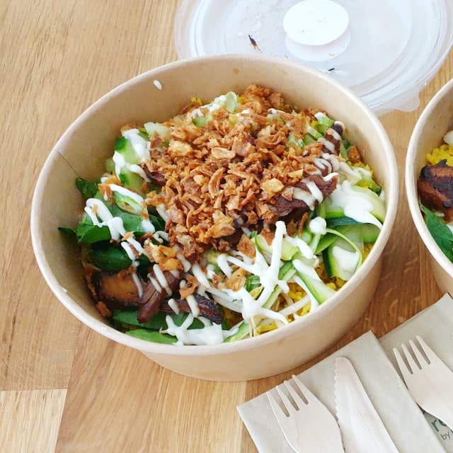 Foto del piatto “Vegan Duck Bowl”
