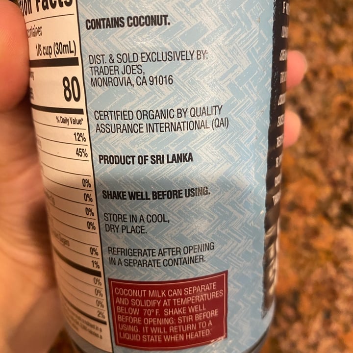 review photo of Trader Joe's Organic Coconut Cream shared by @emycaldeira on 07 May 2022 - review