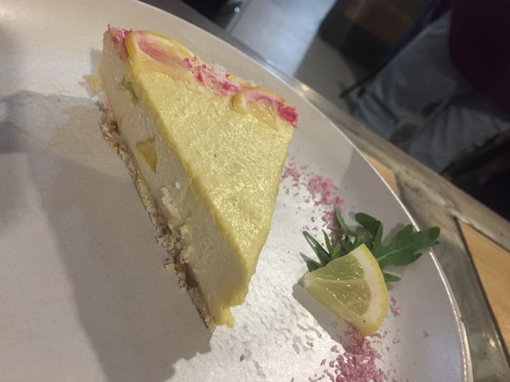 photo of Dragon Lab Cheescake shared by @xponycorniaveganx on  06 Jan 2020 - review