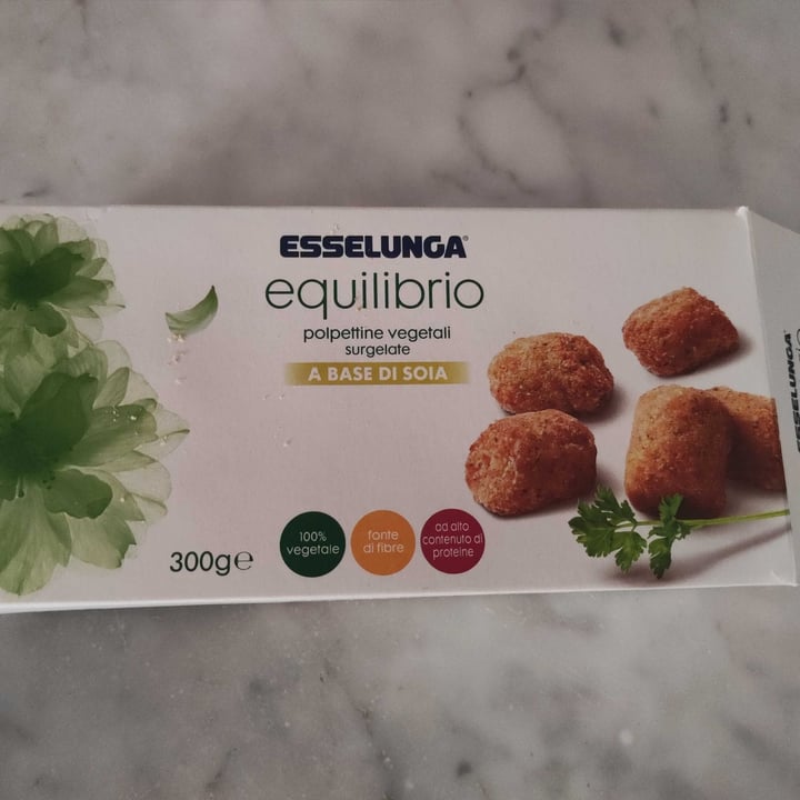 photo of Esselunga equilibrio polpette di soia shared by @aalis on  27 Jun 2022 - review