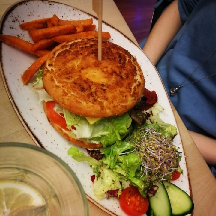 photo of Max Pett Beyond Burger shared by @gingerj on  29 Apr 2020 - review