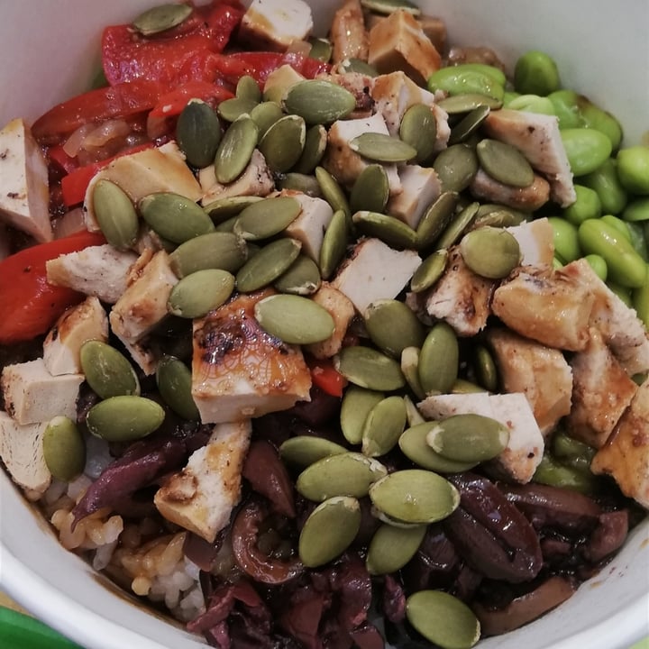 photo of RollEat Hot Vegan Bowl shared by @martabassignani on  07 Oct 2020 - review
