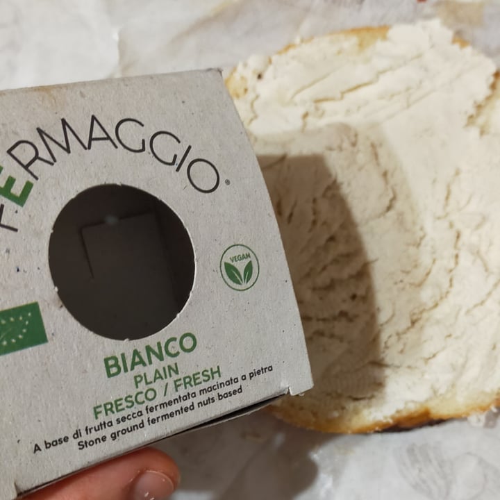 photo of Fermaggio Fermaggio bianco fresco shared by @anto-miky18 on  13 Jan 2022 - review