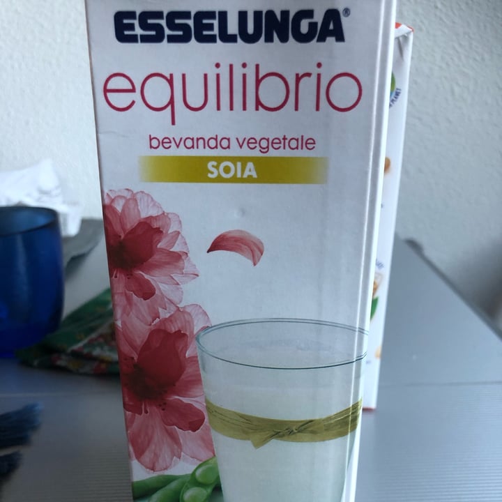 photo of Esselunga Bevanda vegetale soia senza zuccheri aggiunti shared by @silos on  10 Mar 2022 - review