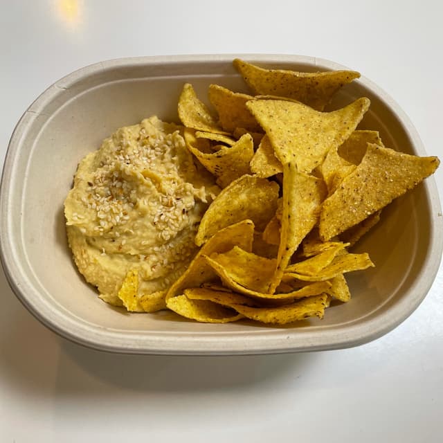 Photo of the dish “Hummus di ceci Con Nachos”
