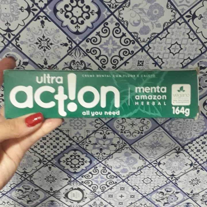 photo of Ultra action Creme dental Ultra Action shared by @danielakappaun on  30 Apr 2022 - review