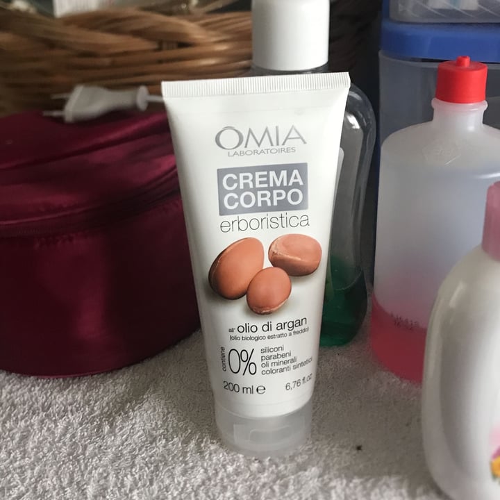 photo of Omia Crema corpo olio d’argan shared by @aljcegallo on  05 Apr 2022 - review