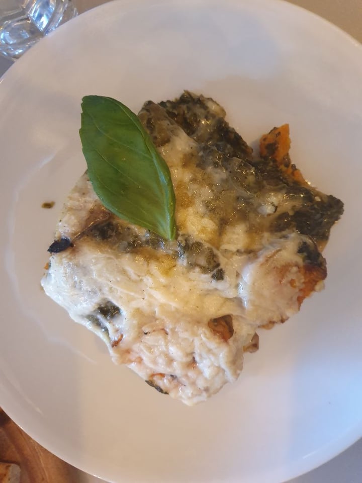 photo of חומוס Hummus Bar Spinach And Sweet Potato Lasagna shared by @gsavaryego on  24 Jan 2020 - review