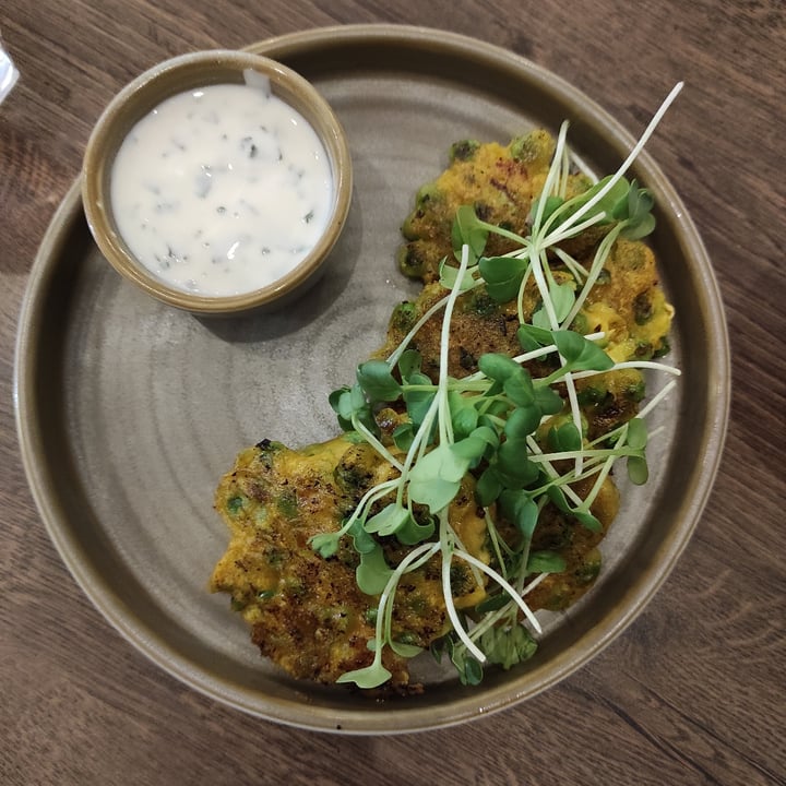 photo of Vegivores Pea and Leek Fritters shared by @tuscanvegan on  04 Dec 2021 - review