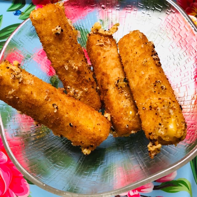 菜肴“Croquettes aux Fauxmage”的照片