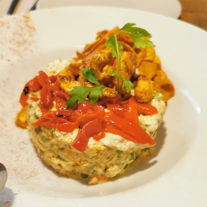 review photo of Enkuentro Cocina Natural ensaladilla vegana shared by @veggieterranean on 12 Oct 2022 - review