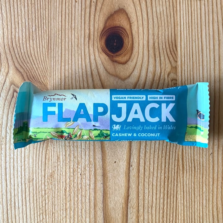 photo of Brynmor Flapjack Cashew & Coconut shared by @vegpledge on  10 Sep 2021 - review