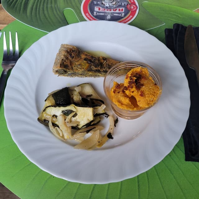 Foto del piatto “Tris Di Antipasti Vegan”