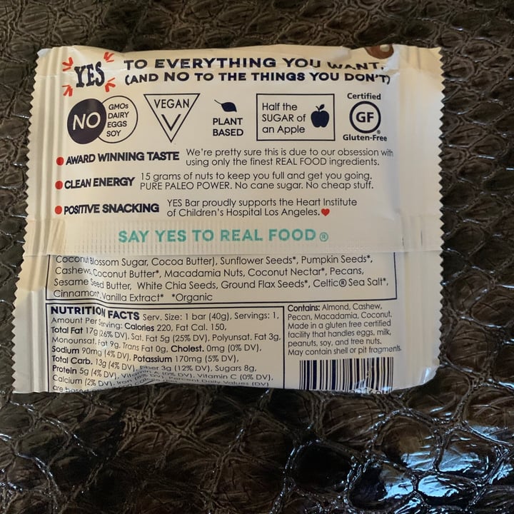 review photo of YES Bar Dark Chocolate Chip Snack Bar shared by @veronica11 on 06 Mar 2021 - review