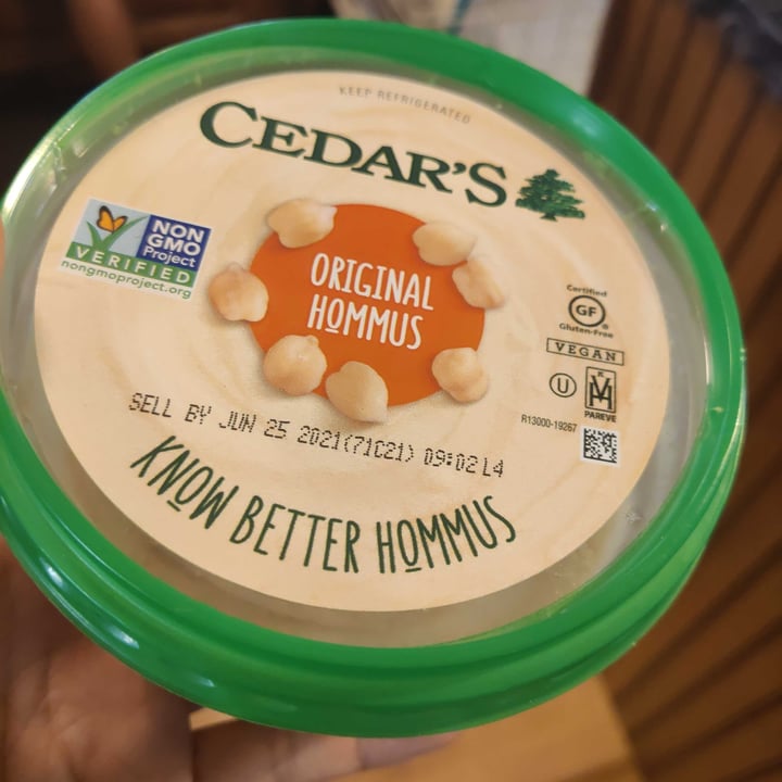 review photo of Cedar's Foods Original Hommus shared by @erykha84 on 01 Jun 2021 - review