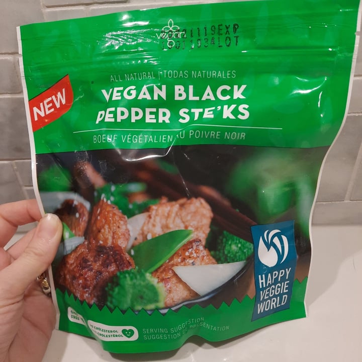 photo of Happy Veggie World Vegan Black Pepper Ste'ks shared by @corieveg on  04 Dec 2021 - review