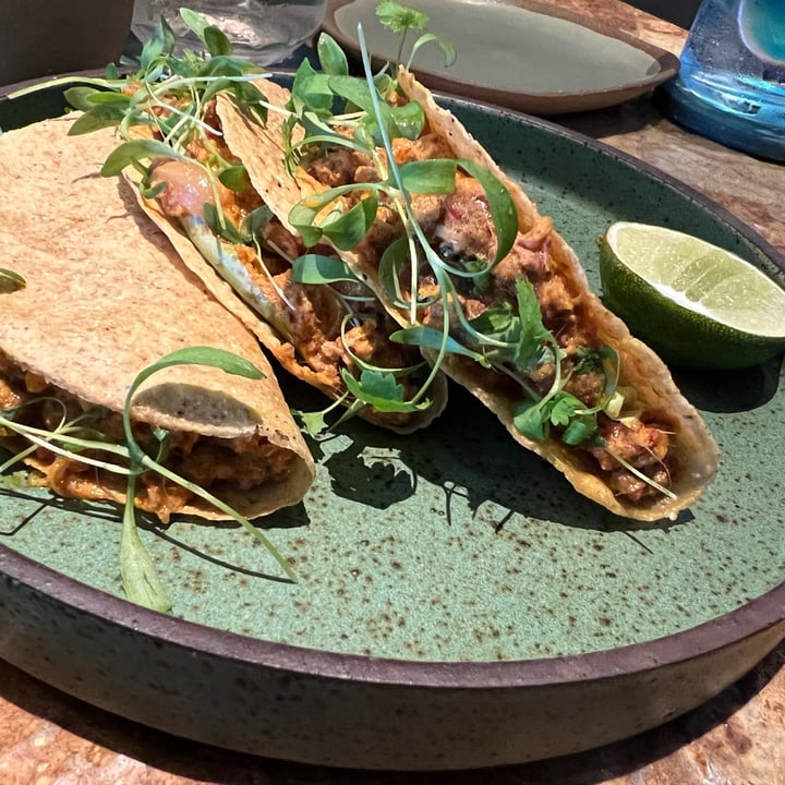 photo of Analogue Jackfruit Tacos shared by @preethiness on  26 Mar 2022 - review
