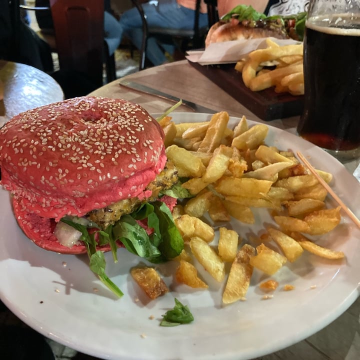 photo of Pola Burger Pan de Remolacha shared by @lucasalorenzi on  19 Dec 2021 - review