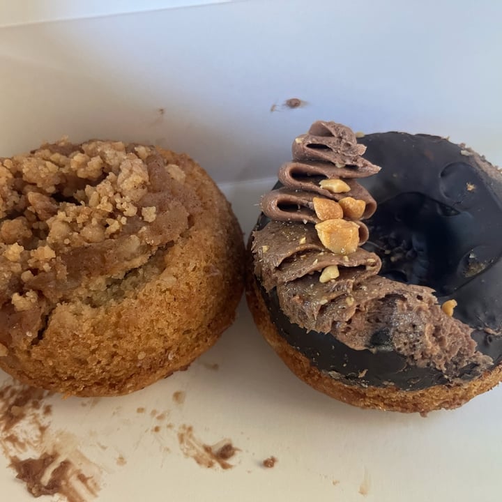 photo of Donut City Donuts veganas shared by @bautiquerejeta on  09 Oct 2022 - review