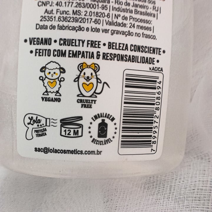 review photo of Lola Cosmetics Spray anti frizz shared by @livthalig on 18 Nov 2021 - review