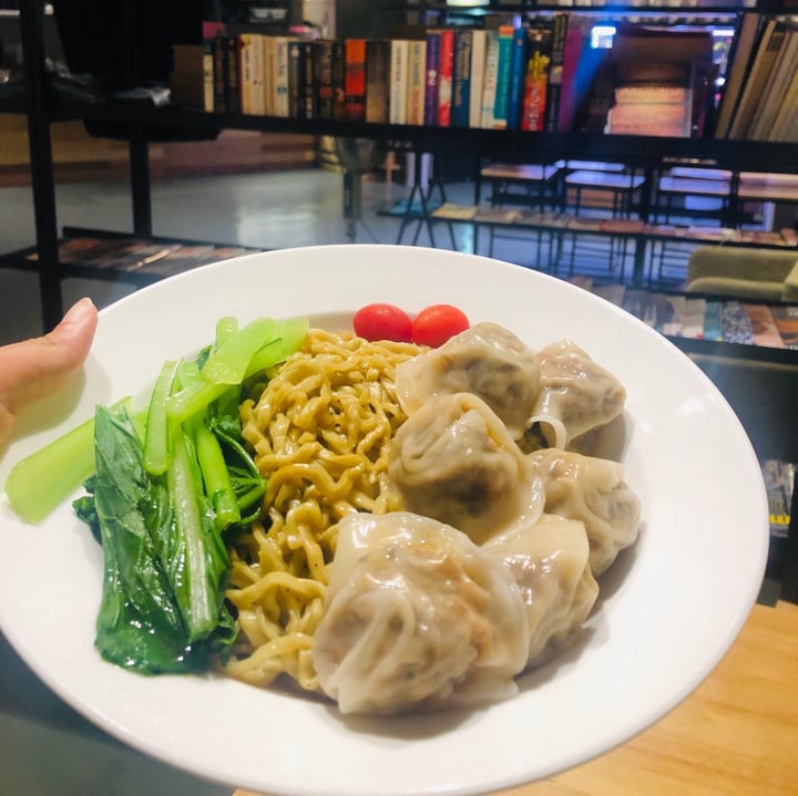 review photo of Simply Good Food Dumpling Noodle dry shared by @hippiebunnyhana8 on 21 May 2020 - review