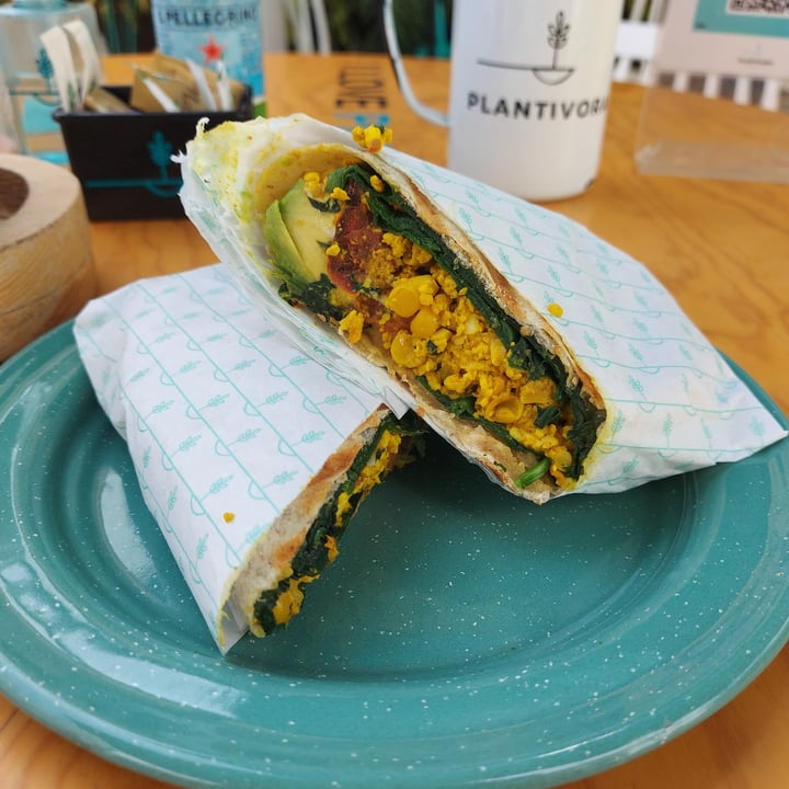 photo of Plantivora Café & Plant Based Food Wrap de aguacate, elote, tofu, espinaca.. shared by @jaimeyra on  02 Jun 2021 - review