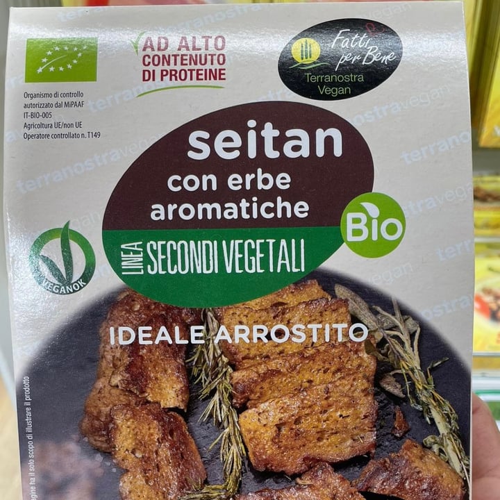 review photo of Fatti per bene terranostra vegan Seitan con erbe aromatiche shared by @beltane on 14 Aug 2022 - review