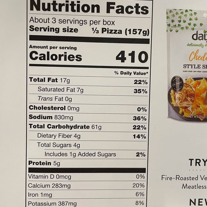 photo of Daiya Gluten-free Pizza Meatless Pepperoni Style shared by @veggietable on  23 Nov 2021 - review