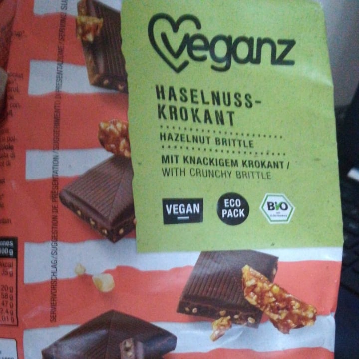 photo of Veganz Hazelnut Brittle Chocolate Bar shared by @rajae on  28 Nov 2021 - review