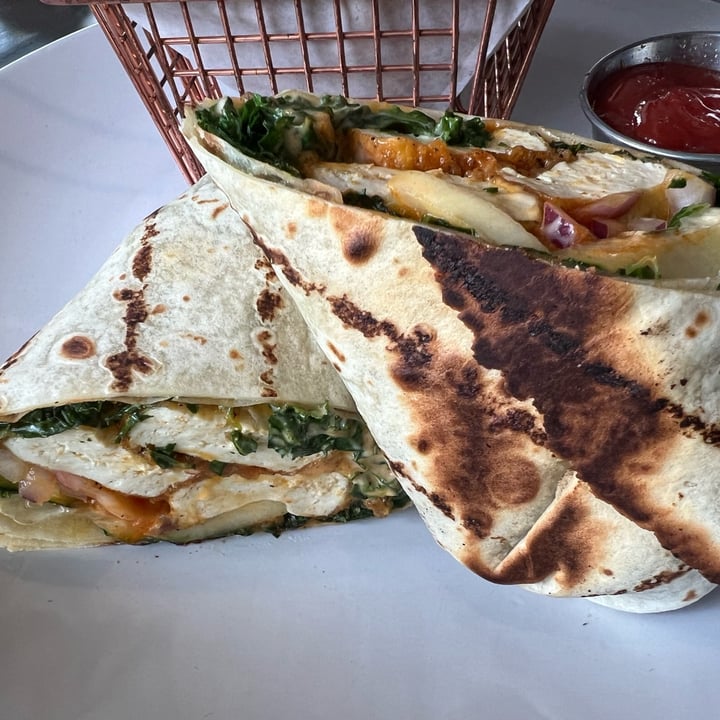 photo of Kale My Name Buffalo Tofu Wrap shared by @berryveganplanet on  31 Jul 2022 - review