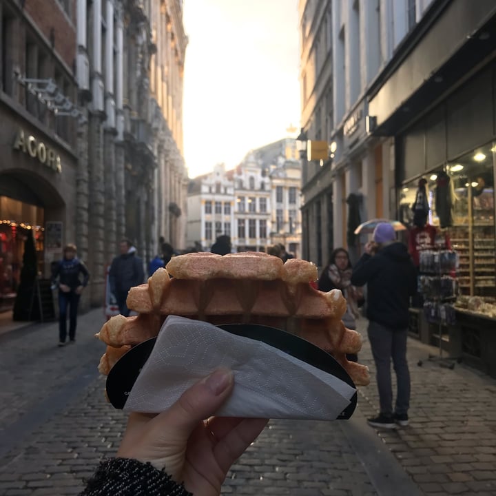 photo of Veganwaf' Belgian waffle shared by @martasvigano on  09 Jan 2022 - review