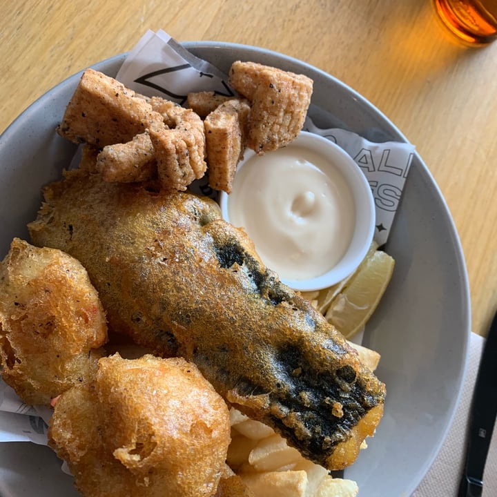 review photo of CRUX seafood basket shared by @shazzbutton on 27 Jun 2022 - review