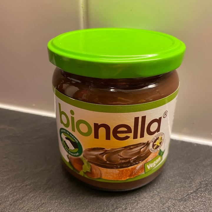 review photo of Bionella Bionella Chocolate Spread Nuss-Nougat-Creme shared by @olivolley on 24 Dec 2020 - review