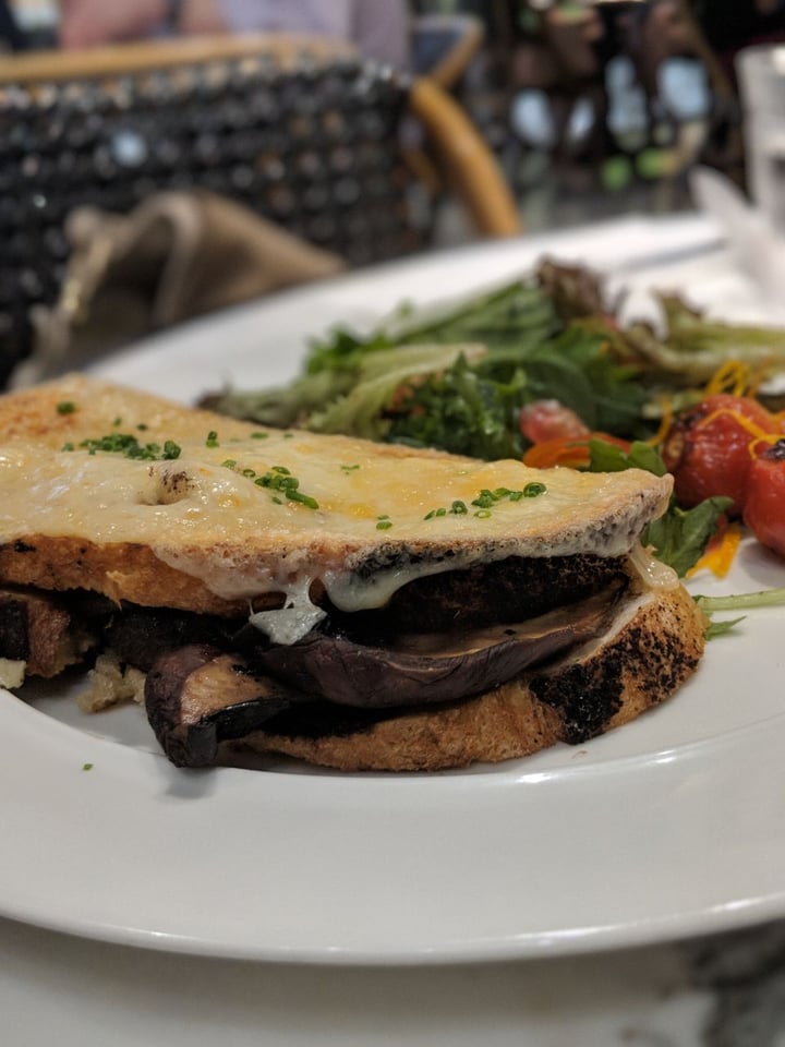 review photo of PS.Cafe at Raffles City Croque Monsieur (Veg modified) shared by @rphly on 07 Mar 2018 - review
