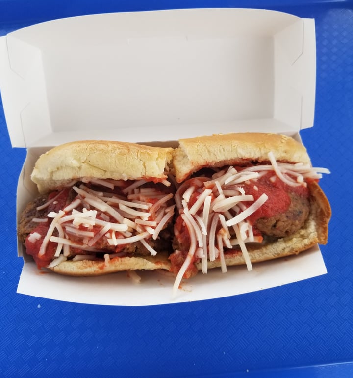 review photo of Santana's Vegan Grill Meatball Mozerella shared by @4evervegan on 31 Aug 2019 - review