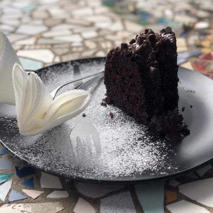photo of Pure Café Chocolate Cake shared by @rubensubias on  14 May 2022 - review