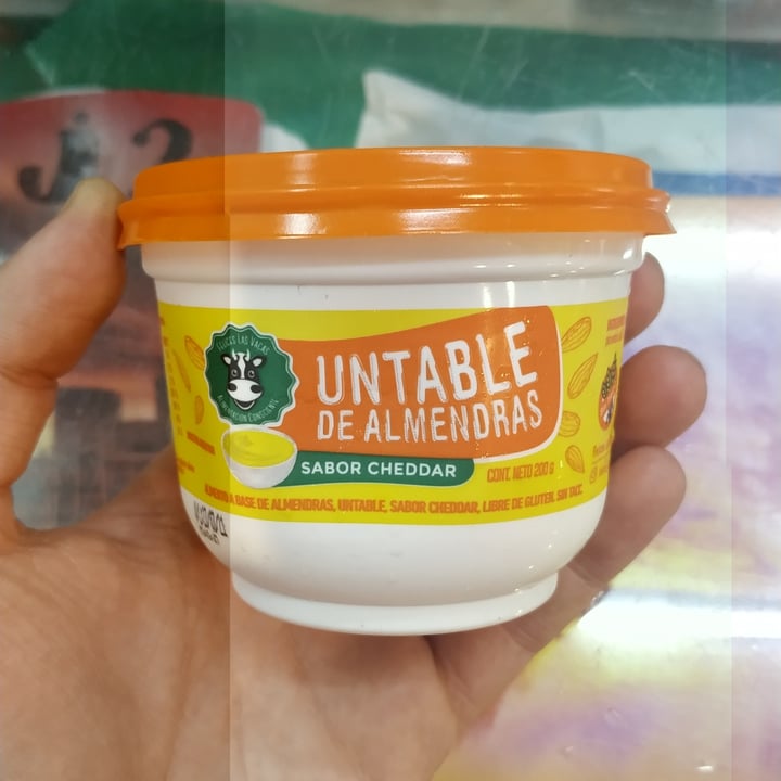 review photo of Felices Las Vacas Untable de Almendras Sabor Cheddar shared by @yisusvegan on 09 Feb 2021 - review