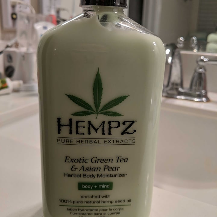photo of Hempz Exotic Green Tea & Asian Pear Herbal Body Moisturizer shared by @xtinelin on  19 May 2021 - review